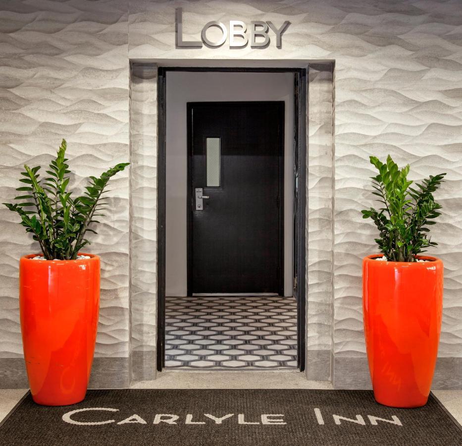 Carlyle 3*