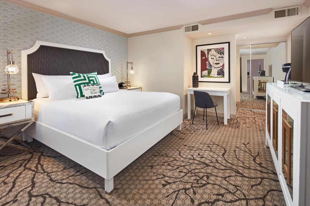 Carlyle Hotel 3*